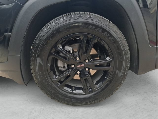 Used 2024 GMC Terrain AT4 w/ Tech Package AWD/4WD image 29