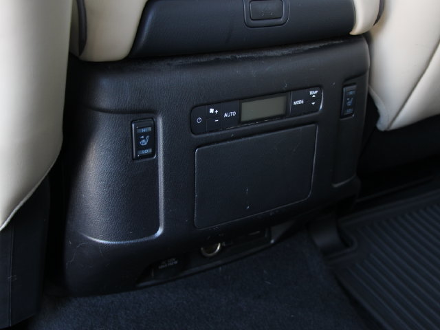 Used 2021 Nissan Armada Platinum w/ Captain's Chairs Package AWD/4WD image 29