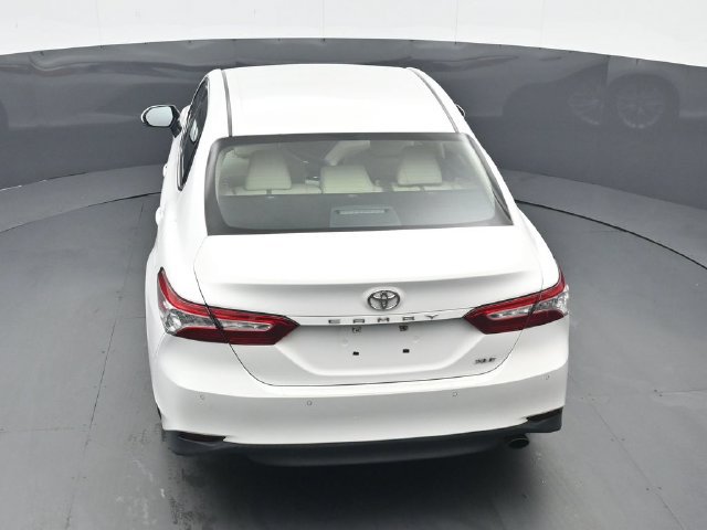 Used 2018 Toyota Camry XLE FWD image 35