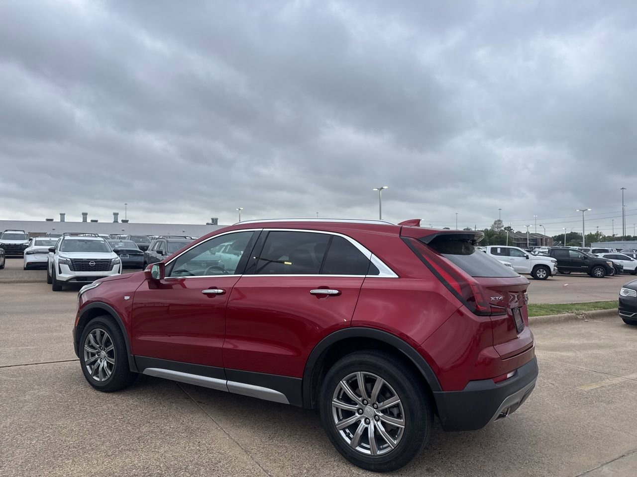 Used 2021 Cadillac XT4 Premium Luxury image 14
