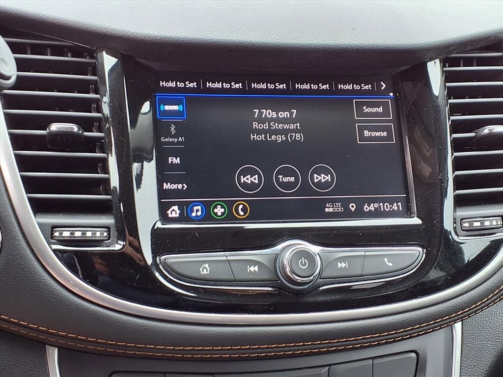 Used 2021 Chevrolet Trax LT w/ Driver Confidence Package image 7