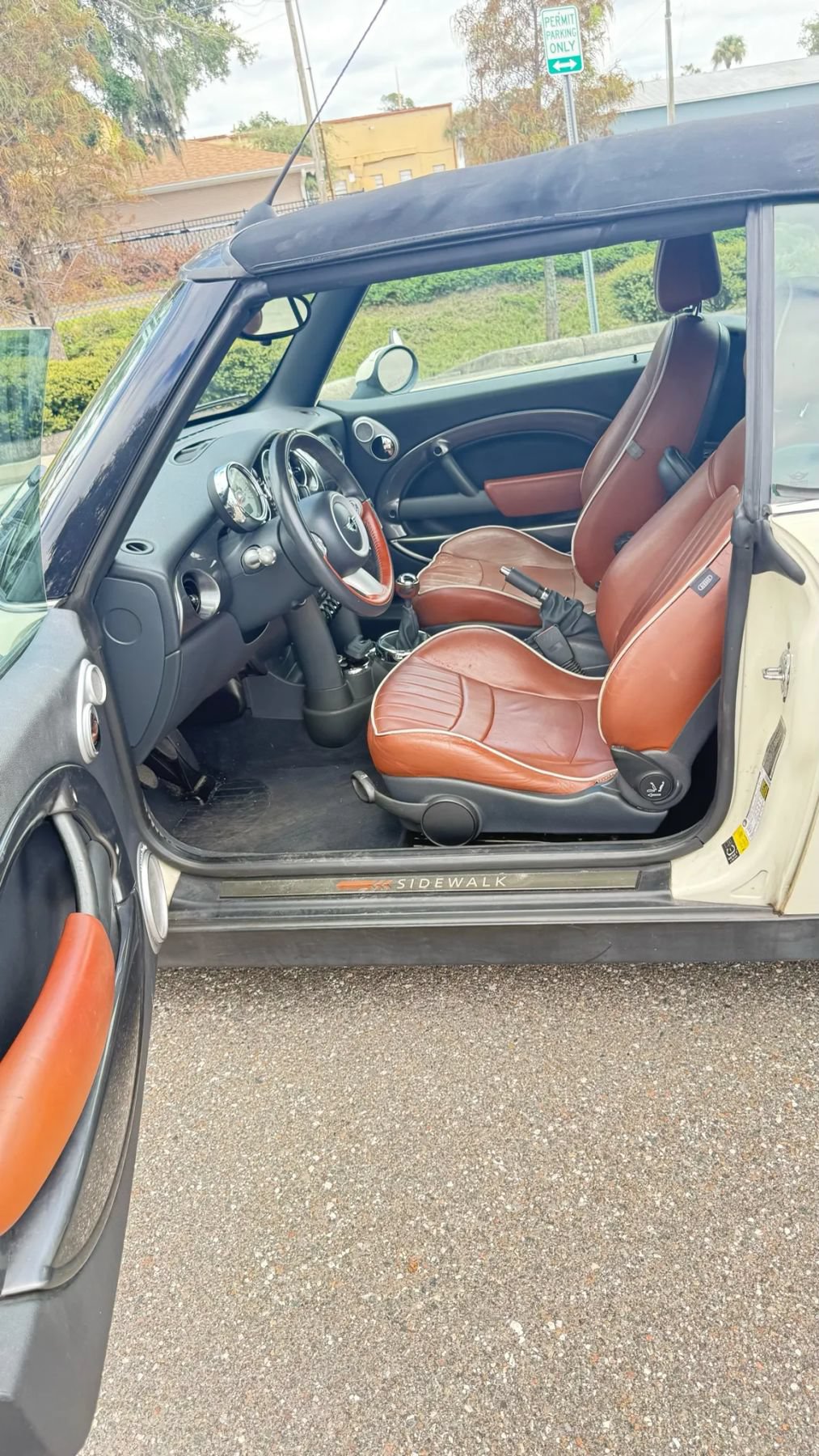Used 2007 MINI Cooper Convertible FWD image 9