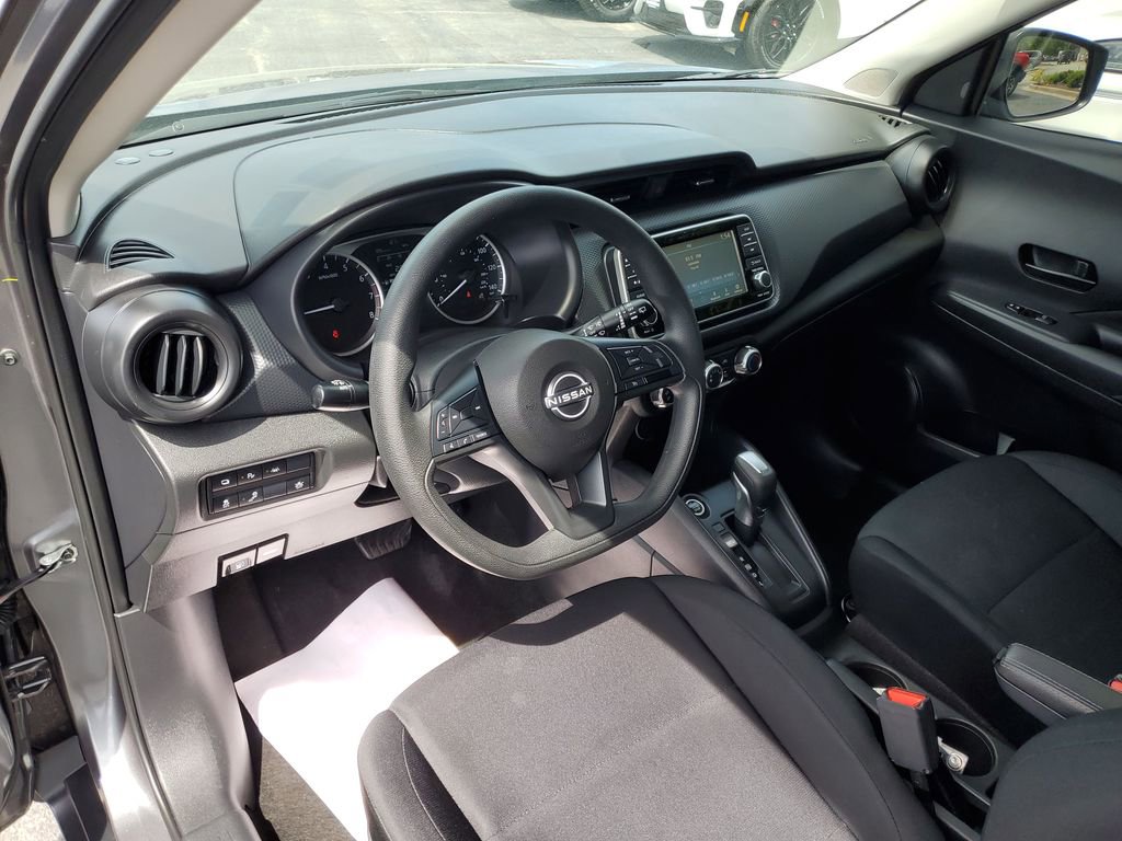 Used 2023 Nissan Kicks S FWD image 16