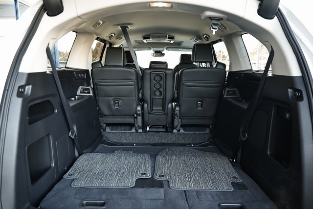 Certified 2025 Honda Odyssey Touring image 27
