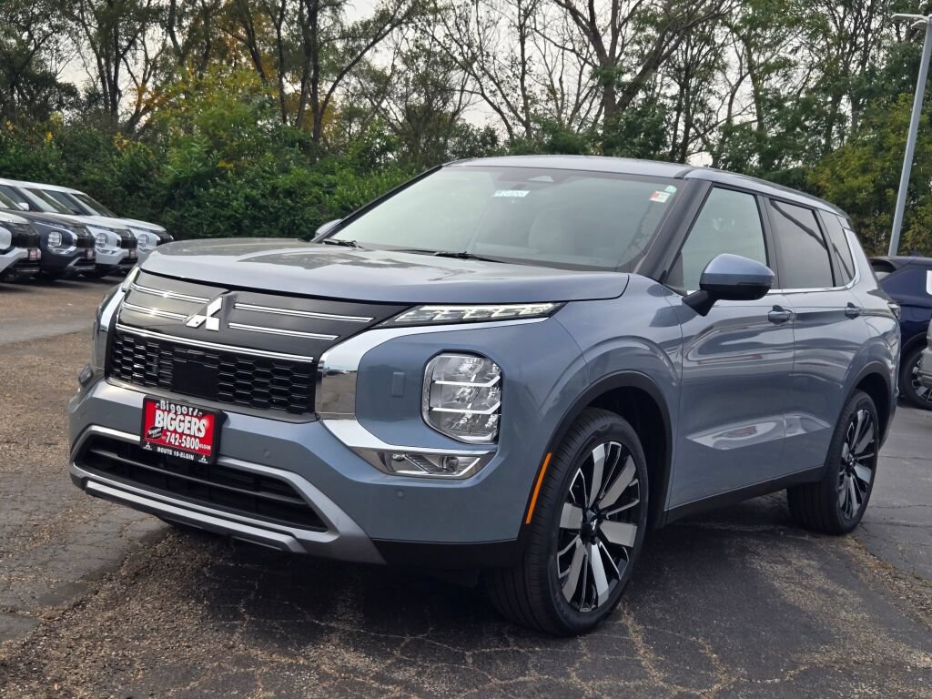 New 2026 Mitsubishi Outlander SE AWD/4WD image 3