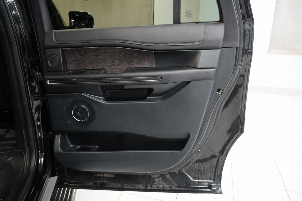 Used 2021 Ford Expedition Max Limited image 31
