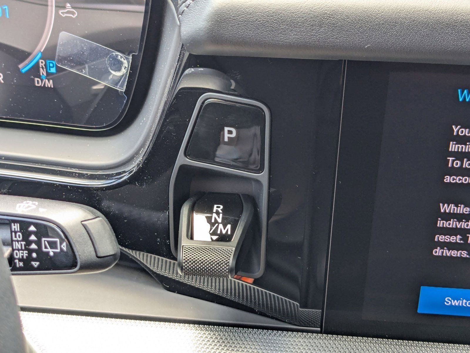 Certified 2025 Porsche Cayenne E-Hybrid image 22