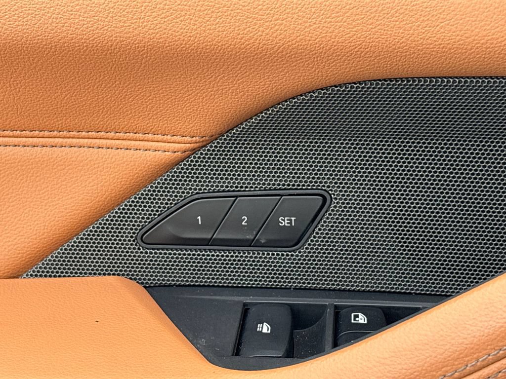 Used 2026 BMW 430i Convertible w/ Premium Package RWD image 39
