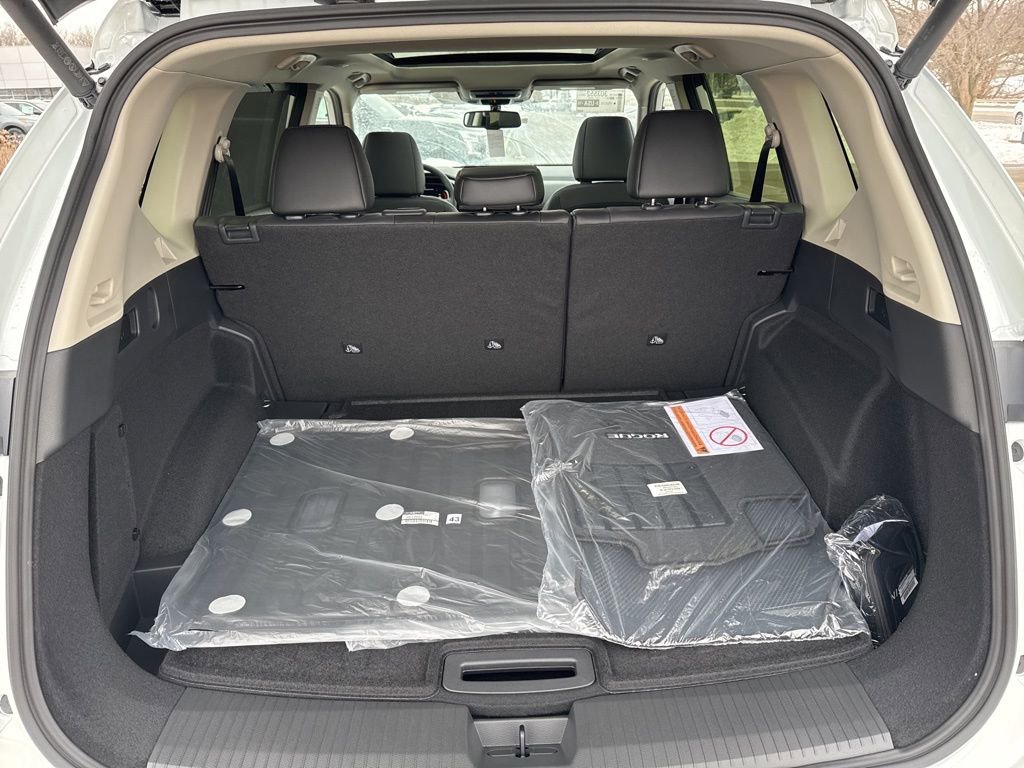 New 2026 Nissan Rogue Platinum w/ Platinum Premium Package image 24