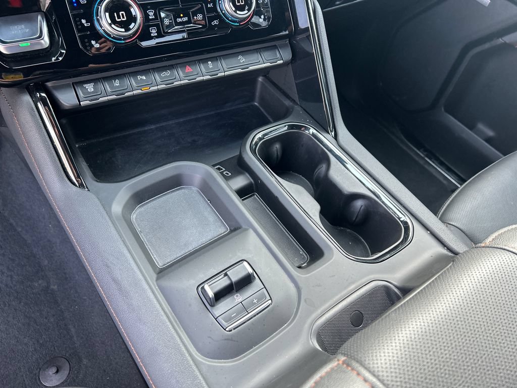 Certified 2025 GMC Sierra 2500 AT4 AWD/4WD image 25