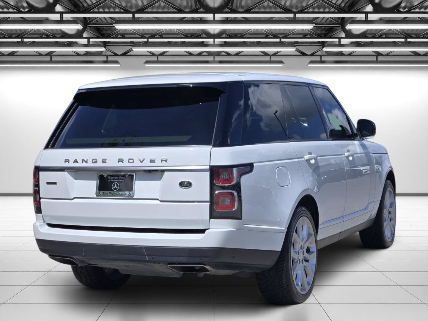 Used 2018 Land Rover Range Rover Supercharged AWD/4WD image 9