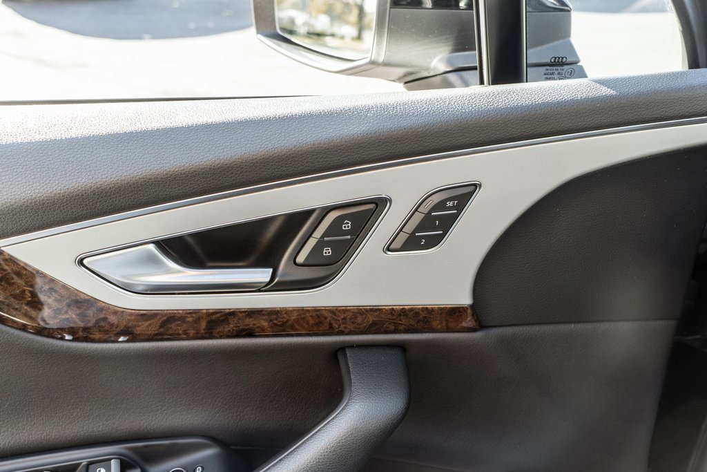 Used 2018 Audi Q7 2.0T Premium Plus w/ Premium Plus Package image 16