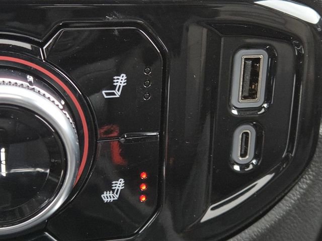 Used 2025 GMC Sierra 1500 Elevation w/ Elevation Premium Package image 8