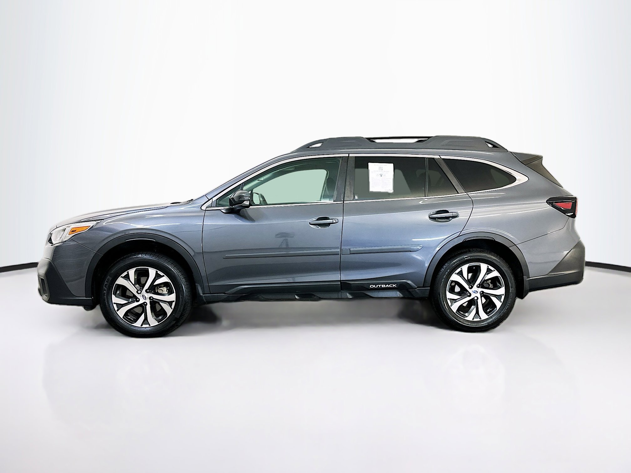 Used 2022 Subaru Outback Limited AWD/4WD image 4