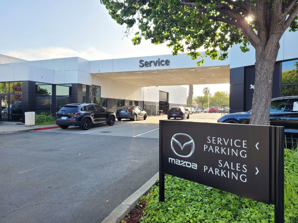 Used 2023 Tesla Model S Standard Range image 29