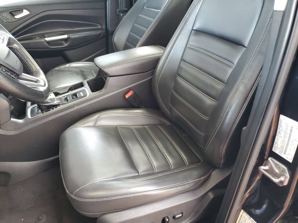Used 2019 Ford Escape SEL FWD image 22