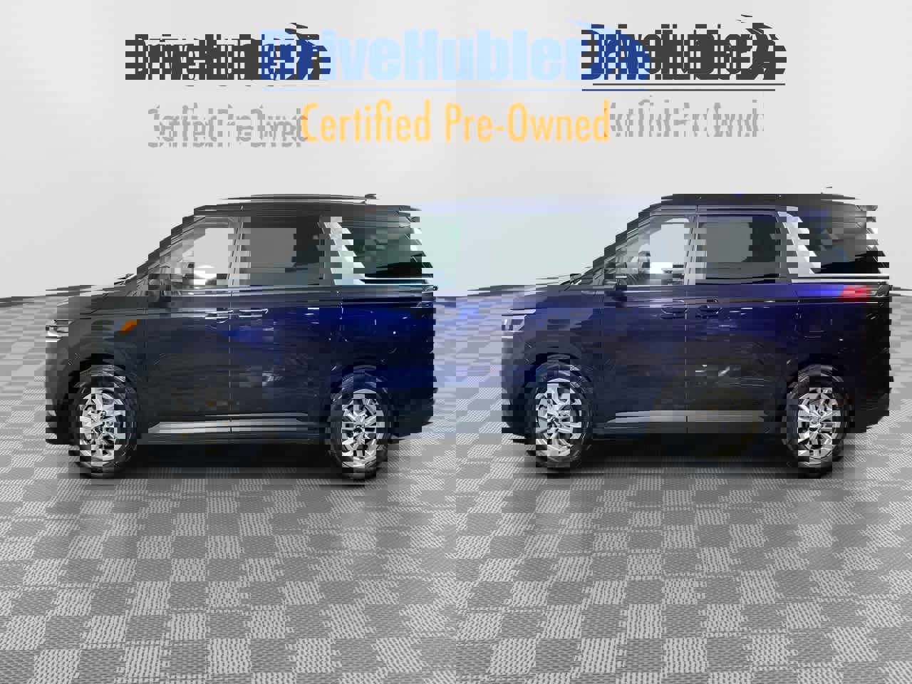 Used 2024 Kia Carnival LX image 5