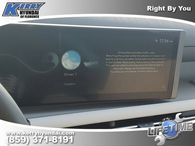 New 2026 Hyundai Tucson Blue SE image 28