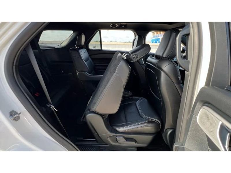 Used 2020 Ford Explorer ST w/ Premium Technology Package image 23