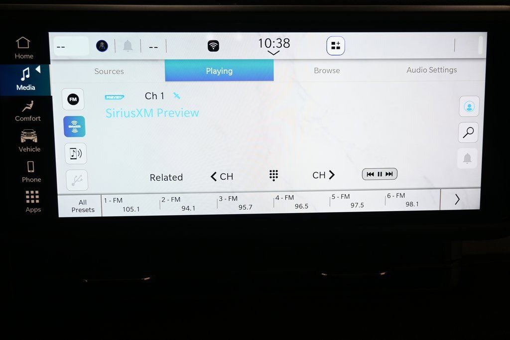 Used 2025 Jeep Gladiator Sport image 9