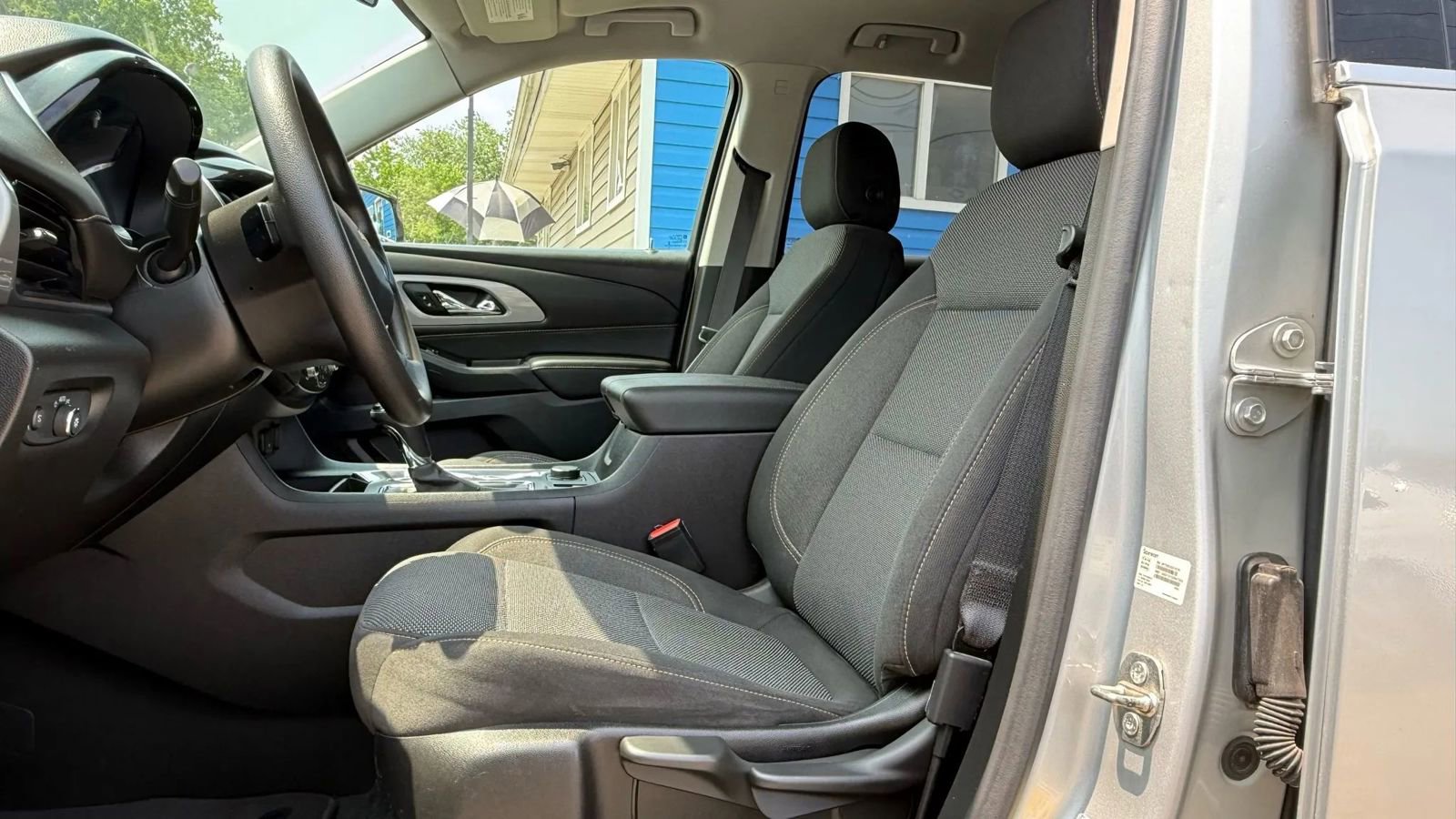 Used 2020 Chevrolet Traverse LS image 9