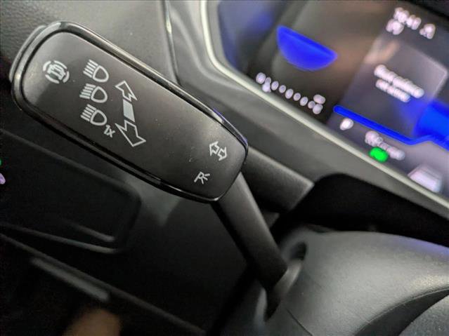 Used 2024 Volkswagen Tiguan Wolfsburg Edition image 15