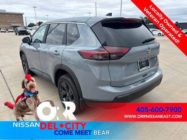 New 2026 Nissan Rogue SV FWD image 3