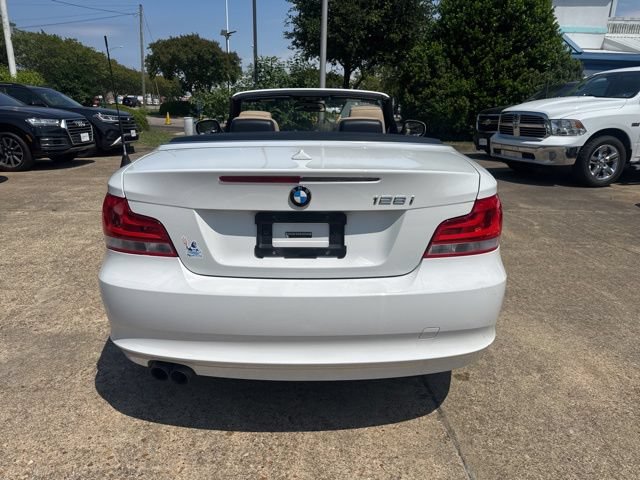 Used 2012 BMW 128i Convertible w/ Premium Pkg RWD image 6