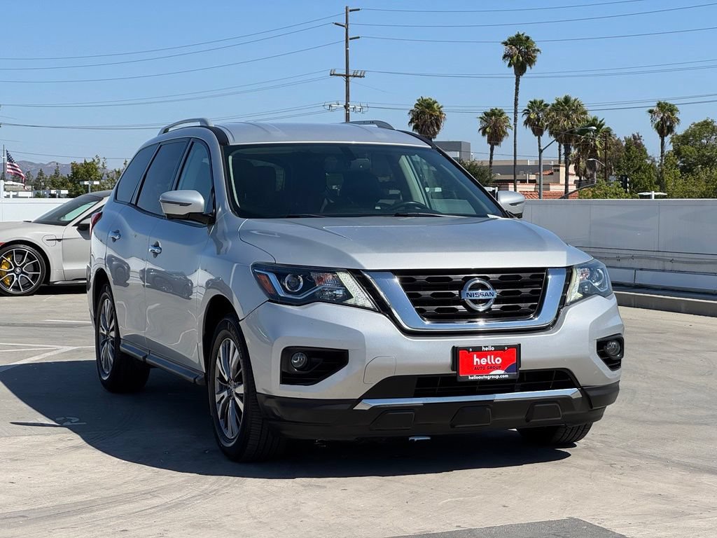 Used 2019 Nissan Pathfinder SL FWD image 3