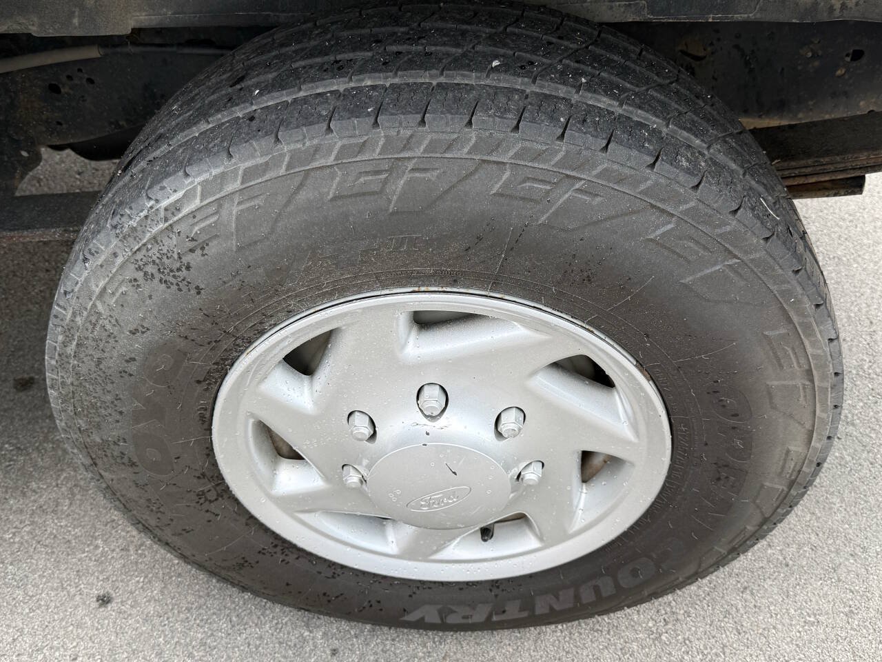 Used 2011 Ford E-250 and Econoline 250 w/ PWR Group RWD image 18