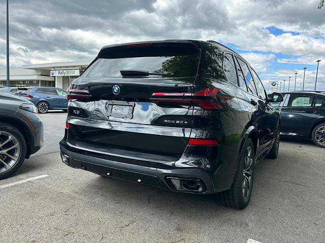 New 2026 BMW X5 xDrive50e AWD/4WD image 3