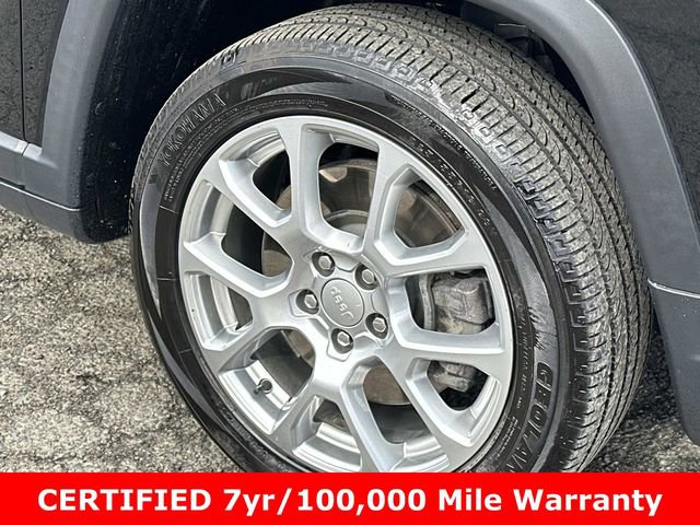 Used 2023 Jeep Compass Latitude w/ Sun and Sound Group image 7