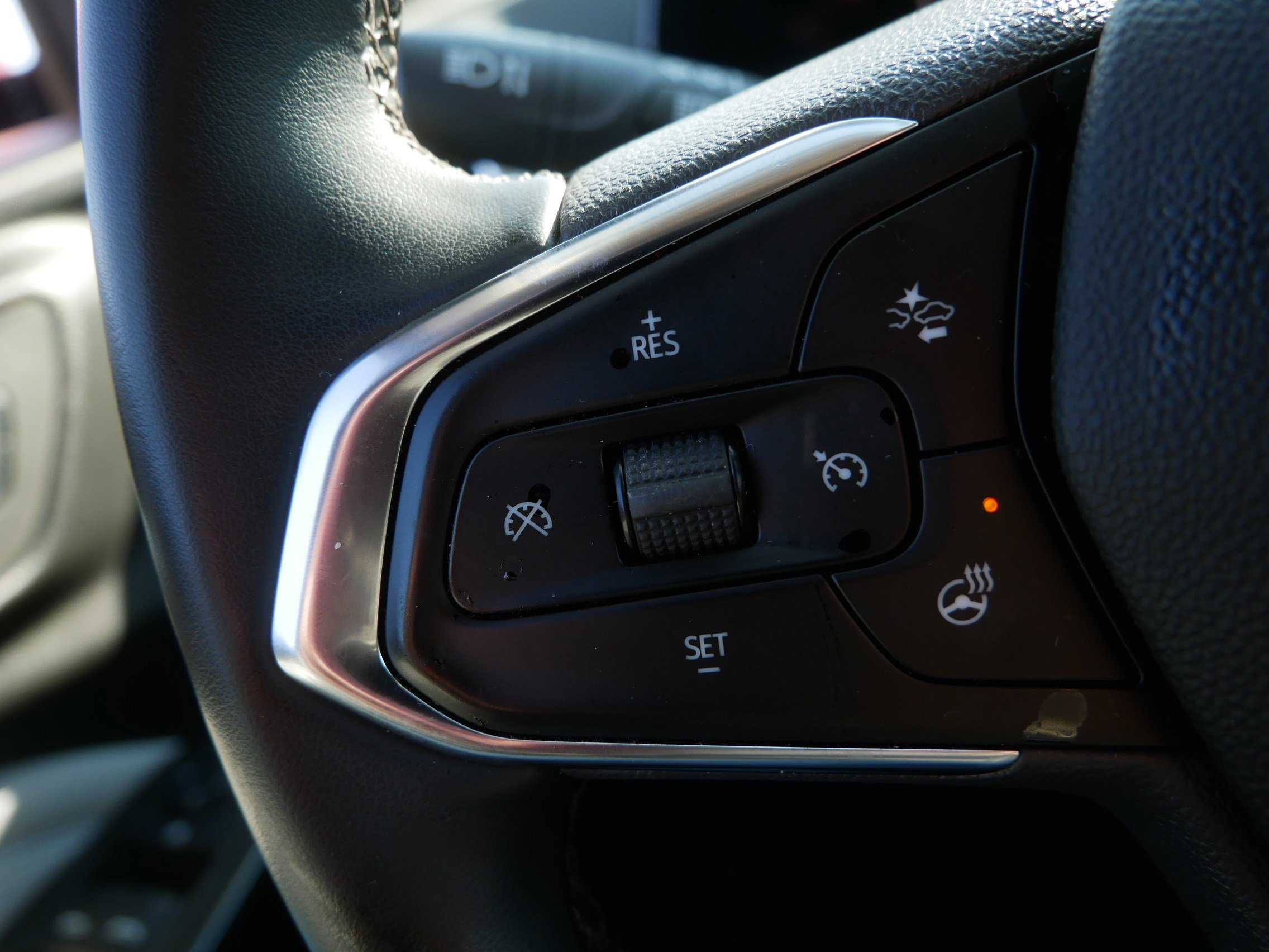 Used 2024 Chevrolet Trax LT w/ Driver Confidence Package image 24