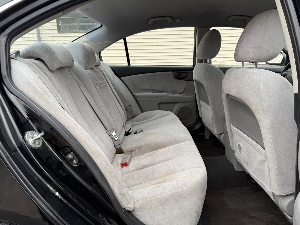 Used 2009 Kia Optima LX image 10