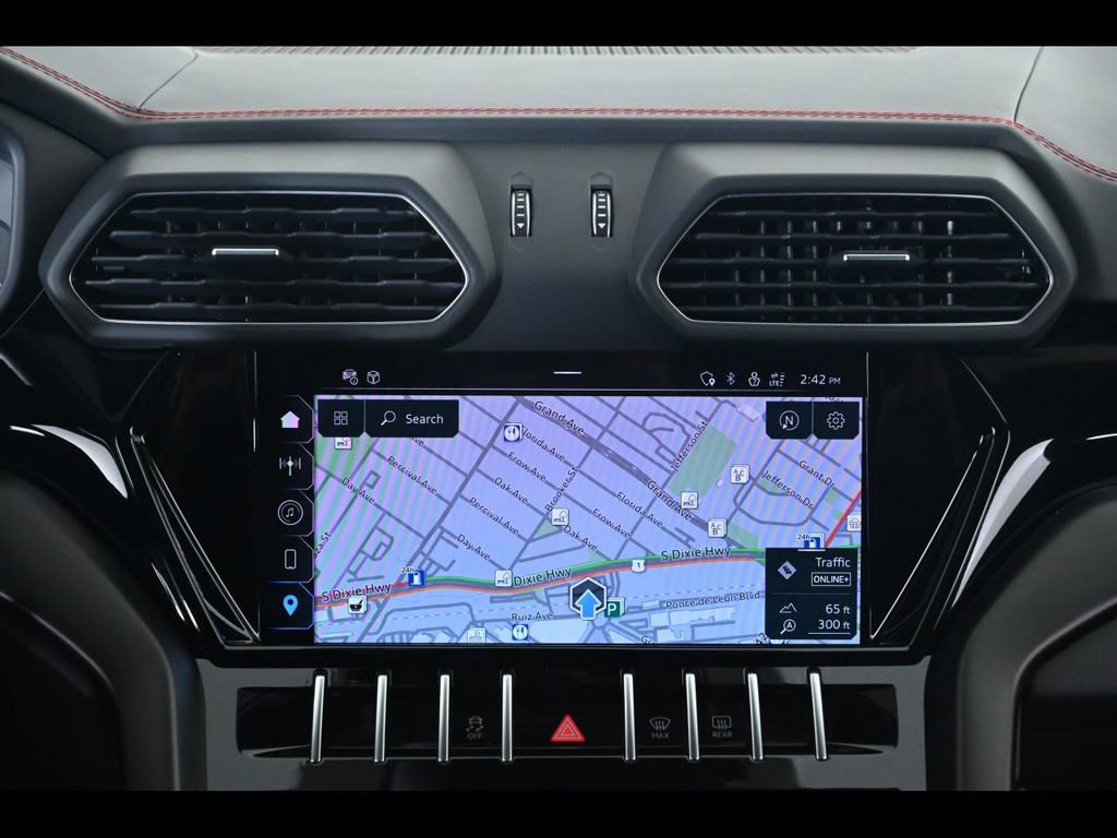 Used 2024 Lamborghini Urus S image 25