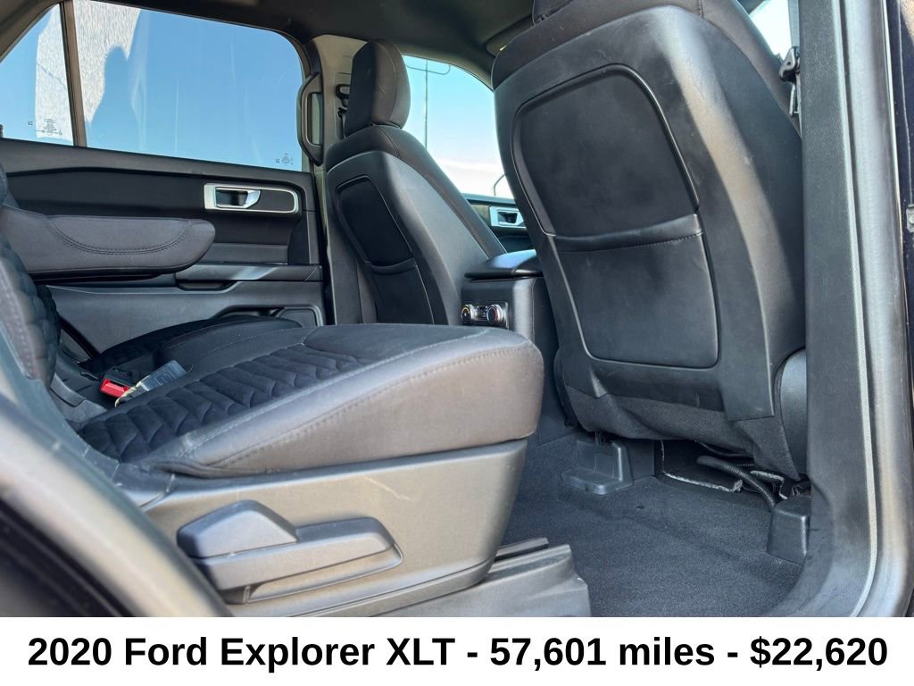 Used 2020 Ford Explorer XLT image 28