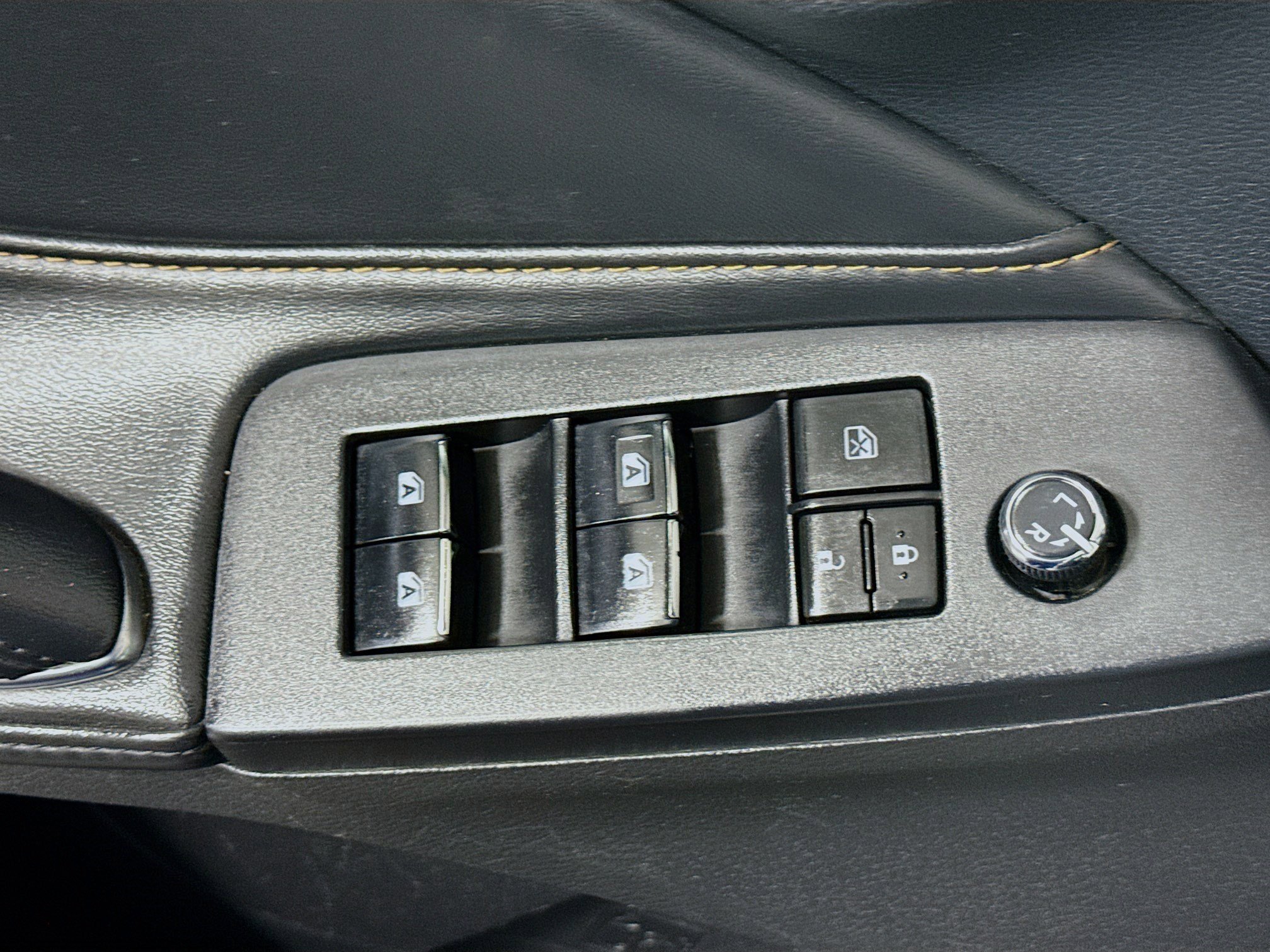 Used 2020 Toyota Avalon XSE w/ Protection Package FWD image 24