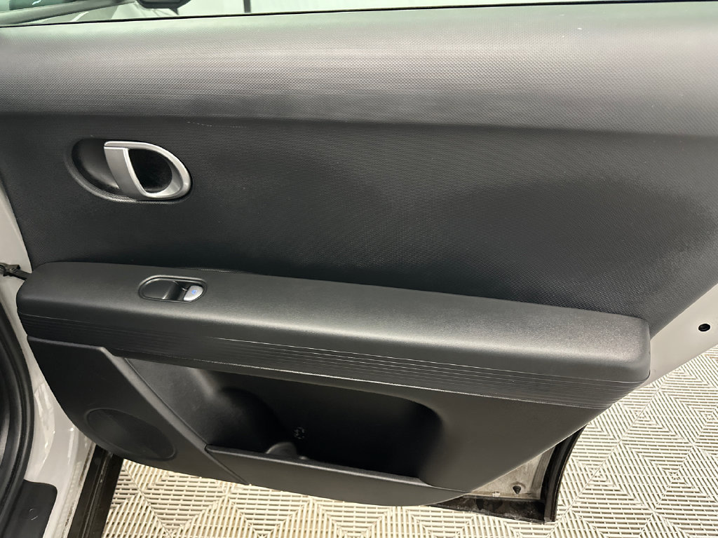 Used 2024 Hyundai Ioniq 5 SEL RWD image 17