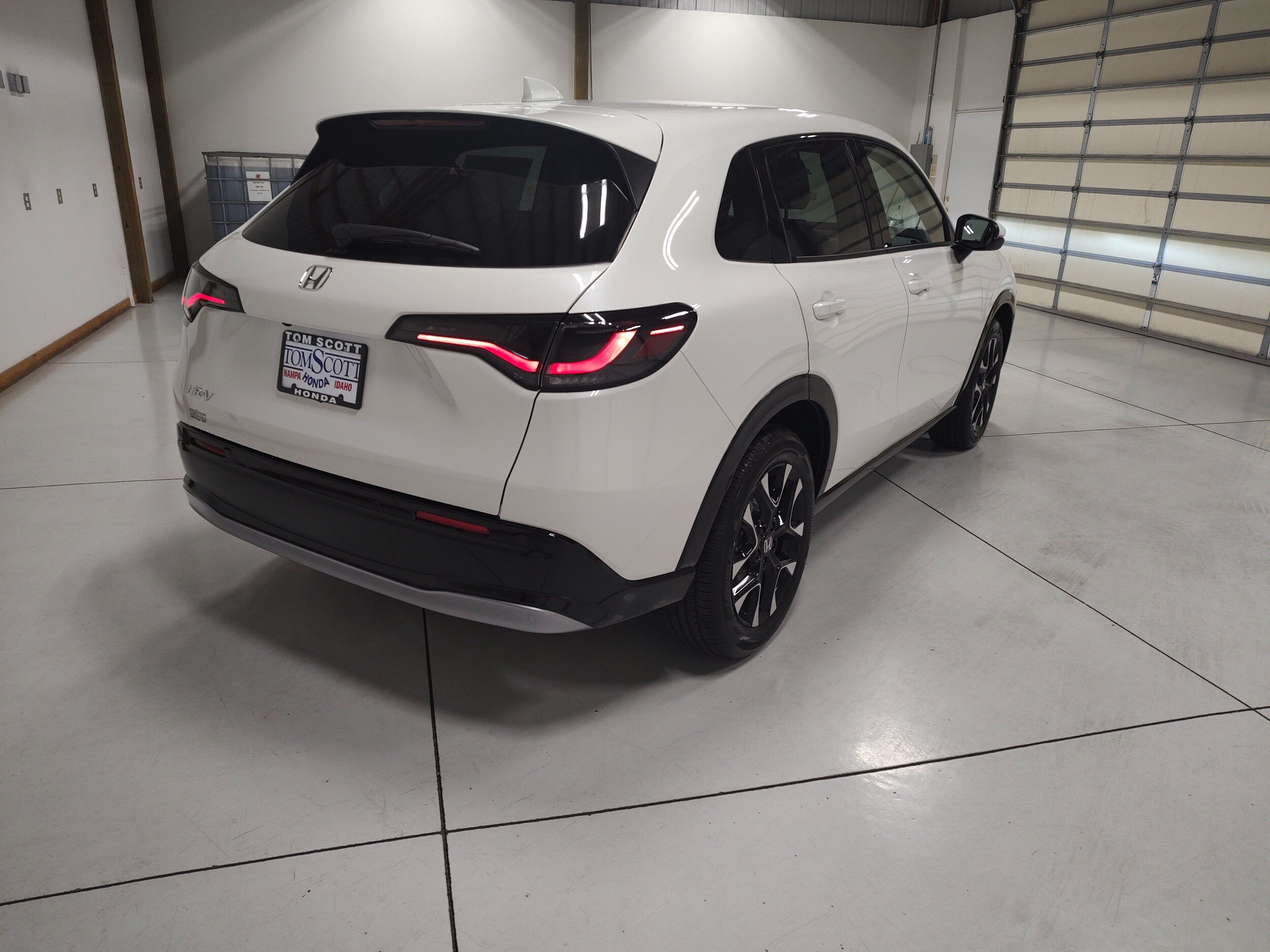 New 2027 Honda HR-V EX-L image 13