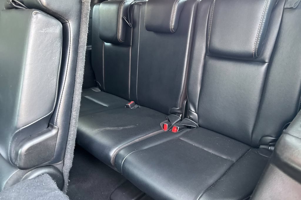 Used 2018 Toyota Highlander XLE AWD/4WD image 15
