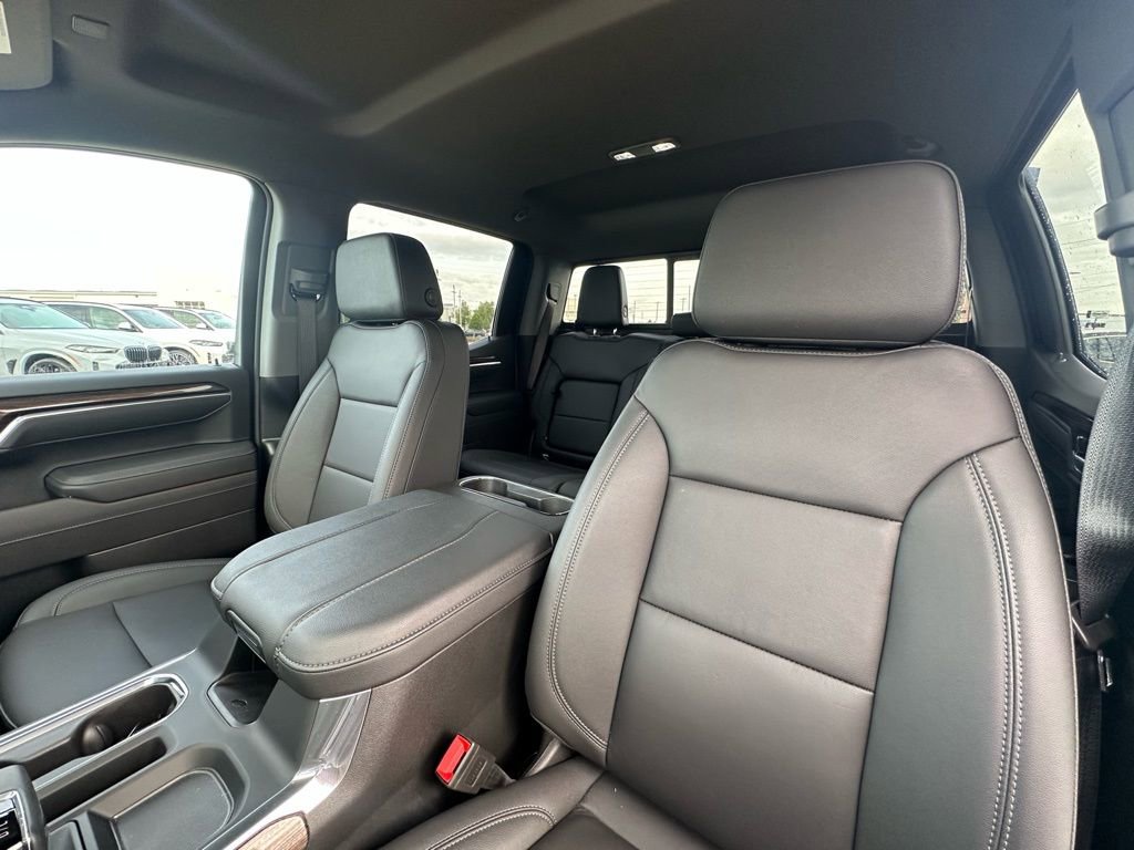 Used 2025 Chevrolet Silverado 1500 LT w/ Z71 Off-Road Package image 12