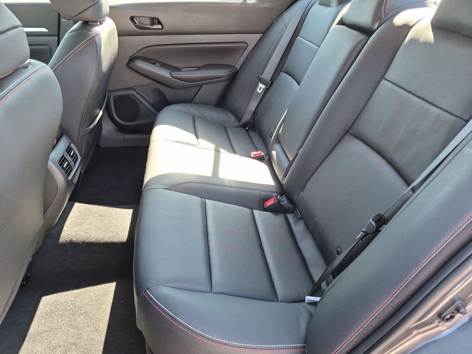 New 2026 Nissan Altima 2.5 SR w/ SR Premium Package FWD image 12