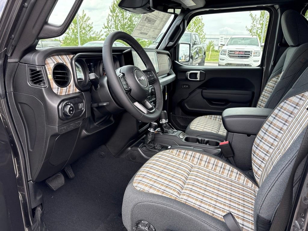 New 2026 Jeep Gladiator Sport AWD/4WD image 7