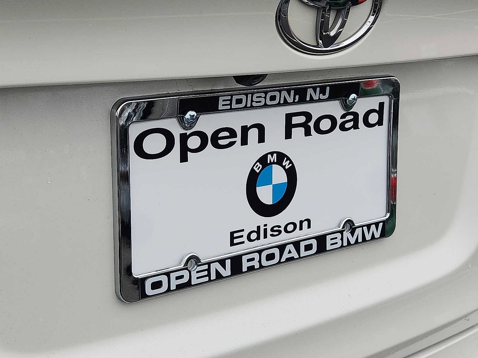 Used 2019 Toyota C-HR Limited image 30