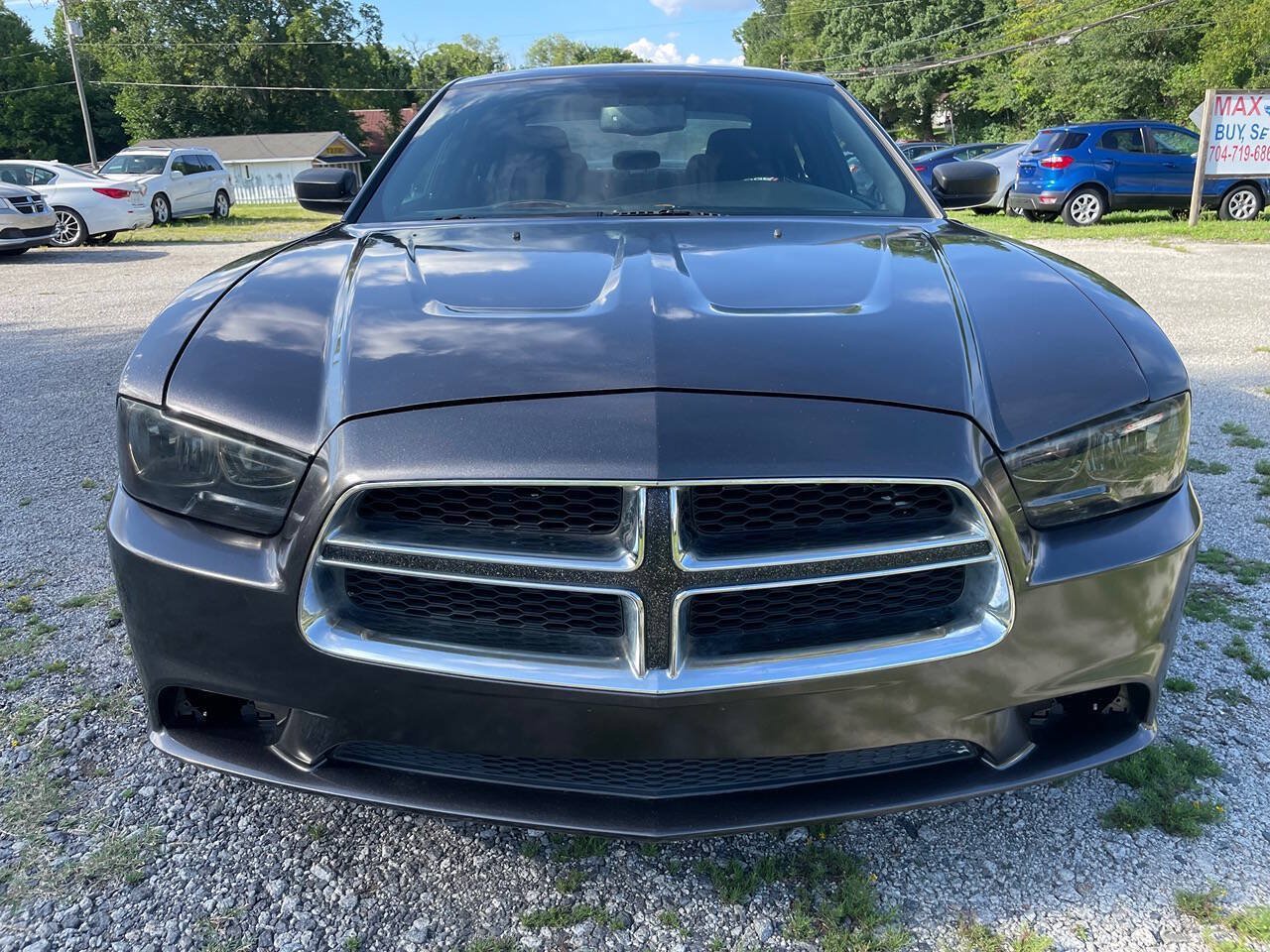 Used 2014 Dodge Charger SE w/ Sport Appearance Group RWD image 2