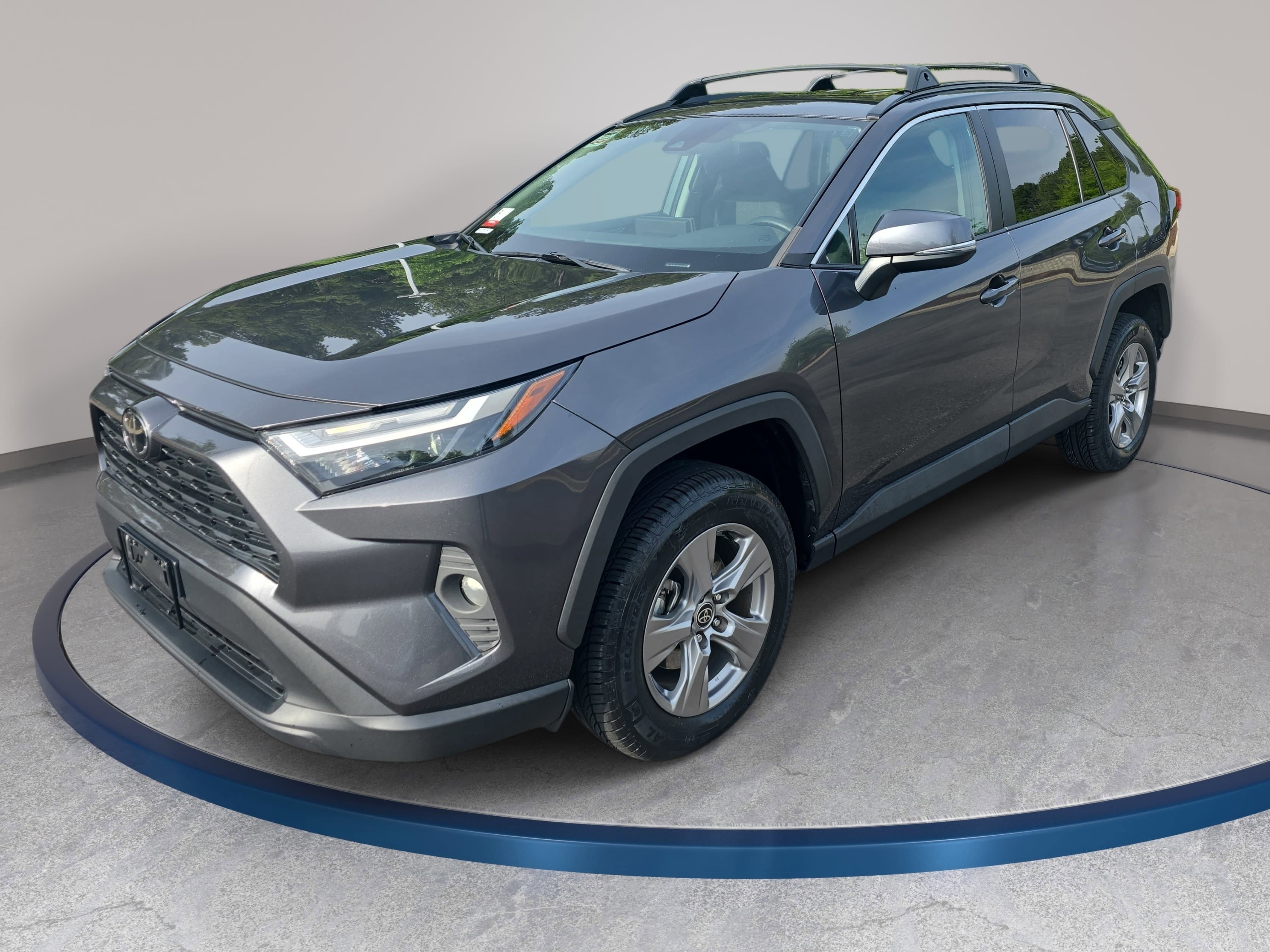 Certified 2023 Toyota RAV4 XLE FWD image 1