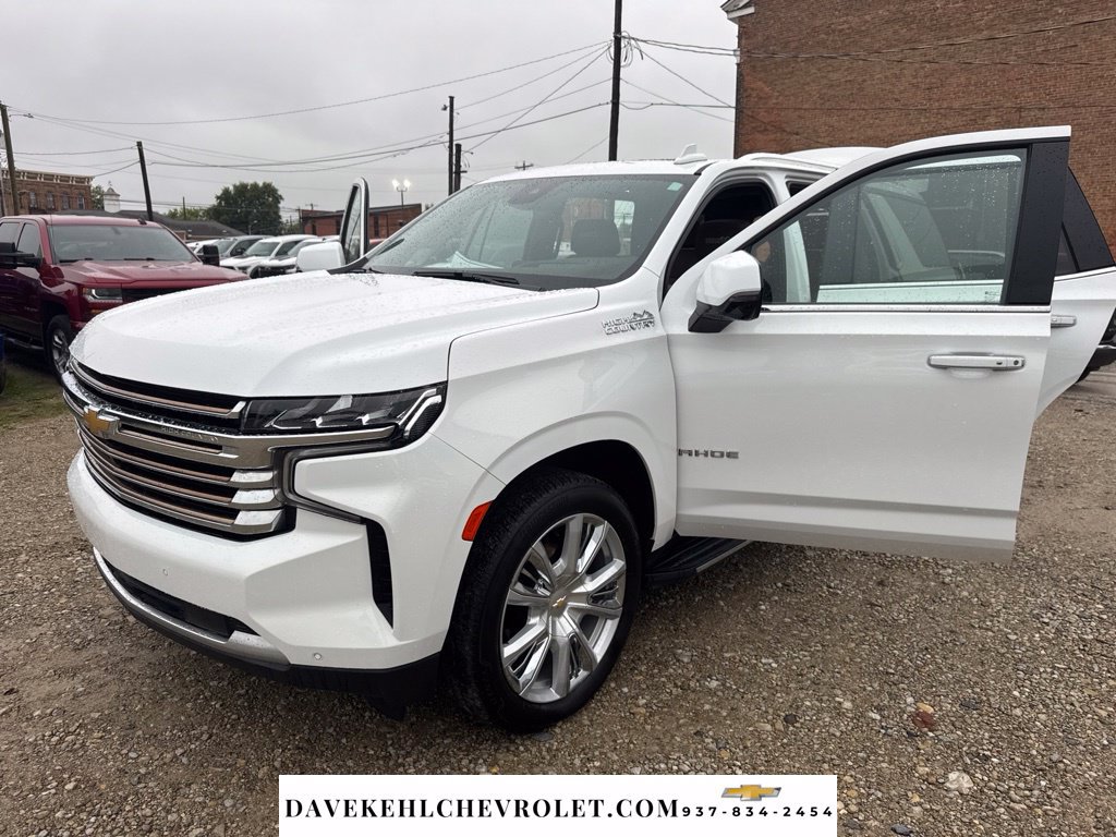 Used 2024 Chevrolet Tahoe High Country AWD/4WD image 35