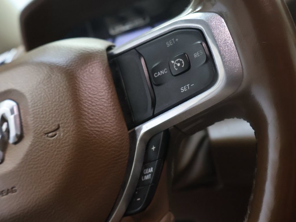 Used 2019 RAM 1500 Laramie AWD/4WD image 20