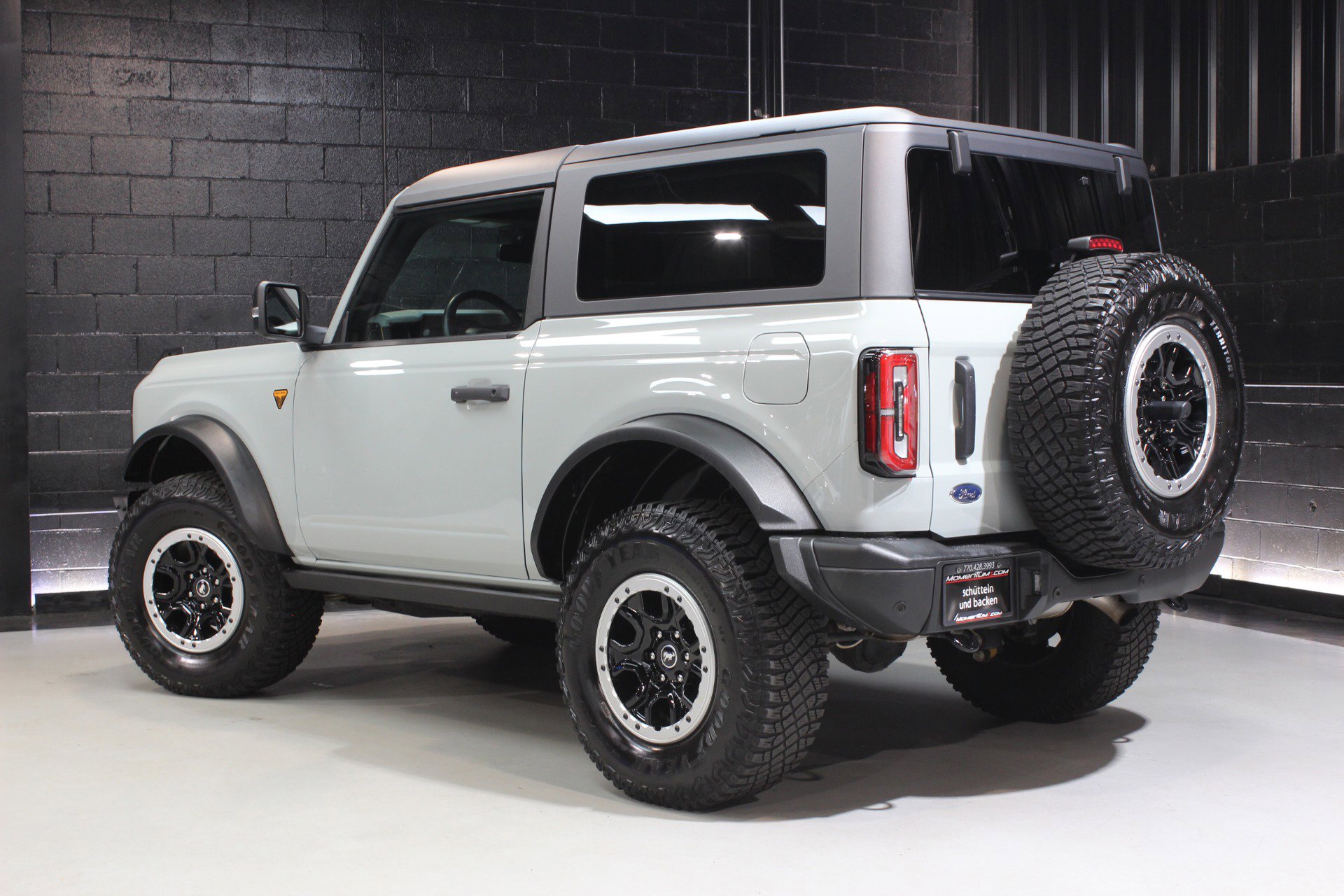 Used 2022 Ford Bronco Badlands image 11