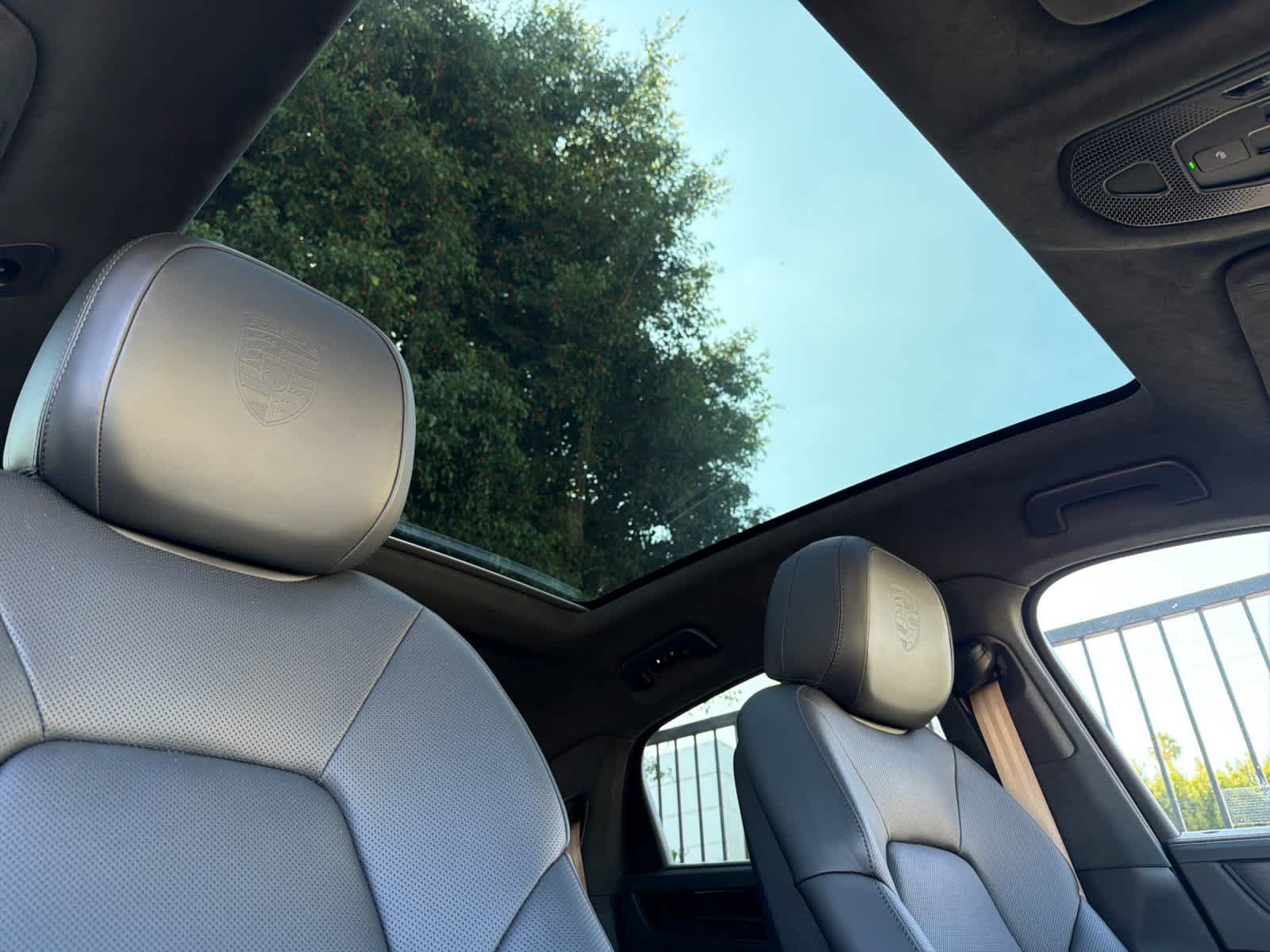 Certified 2026 Porsche Cayenne GTS AWD/4WD image 18